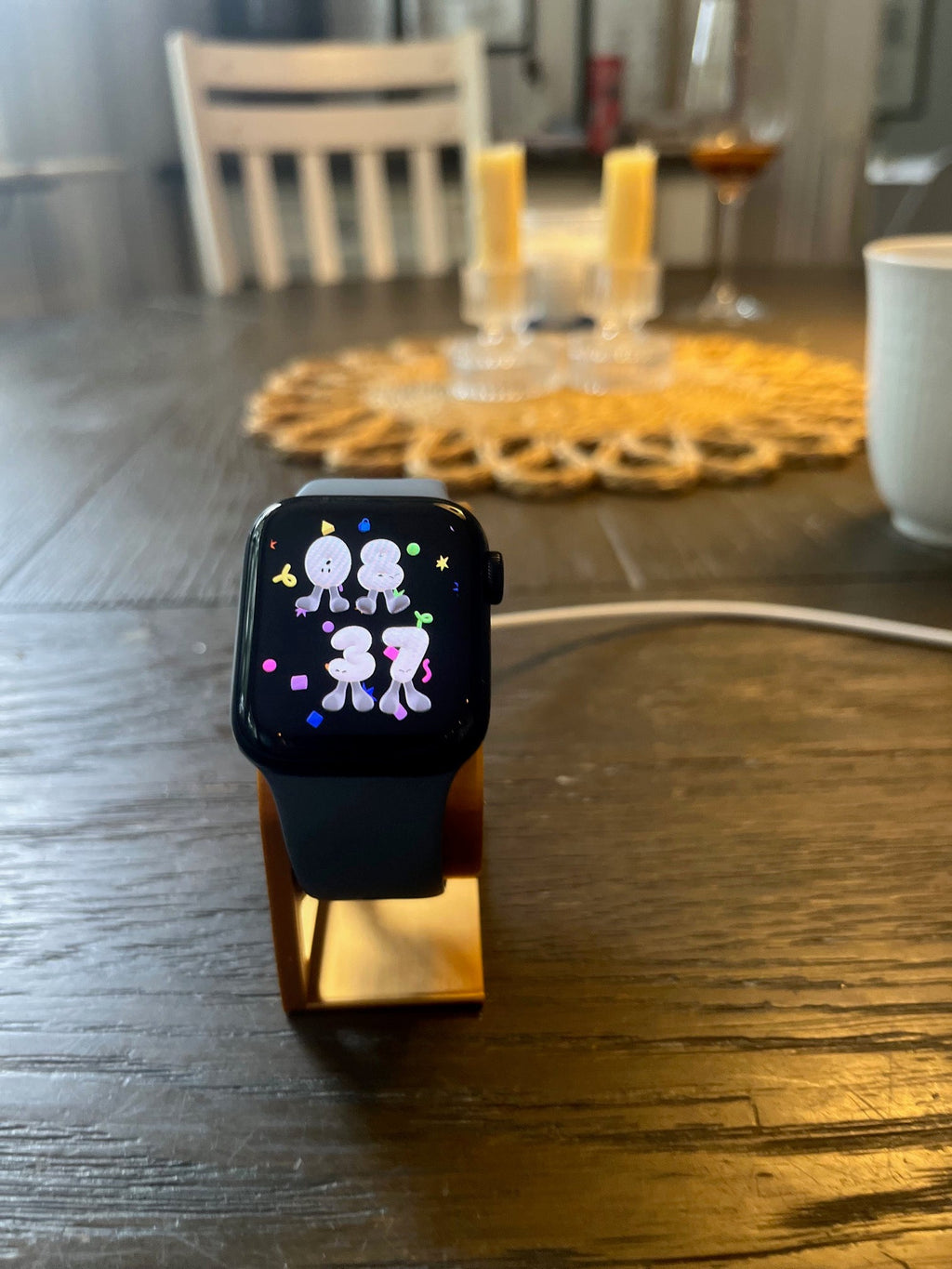 Apple Watch laddningsställ främifrån